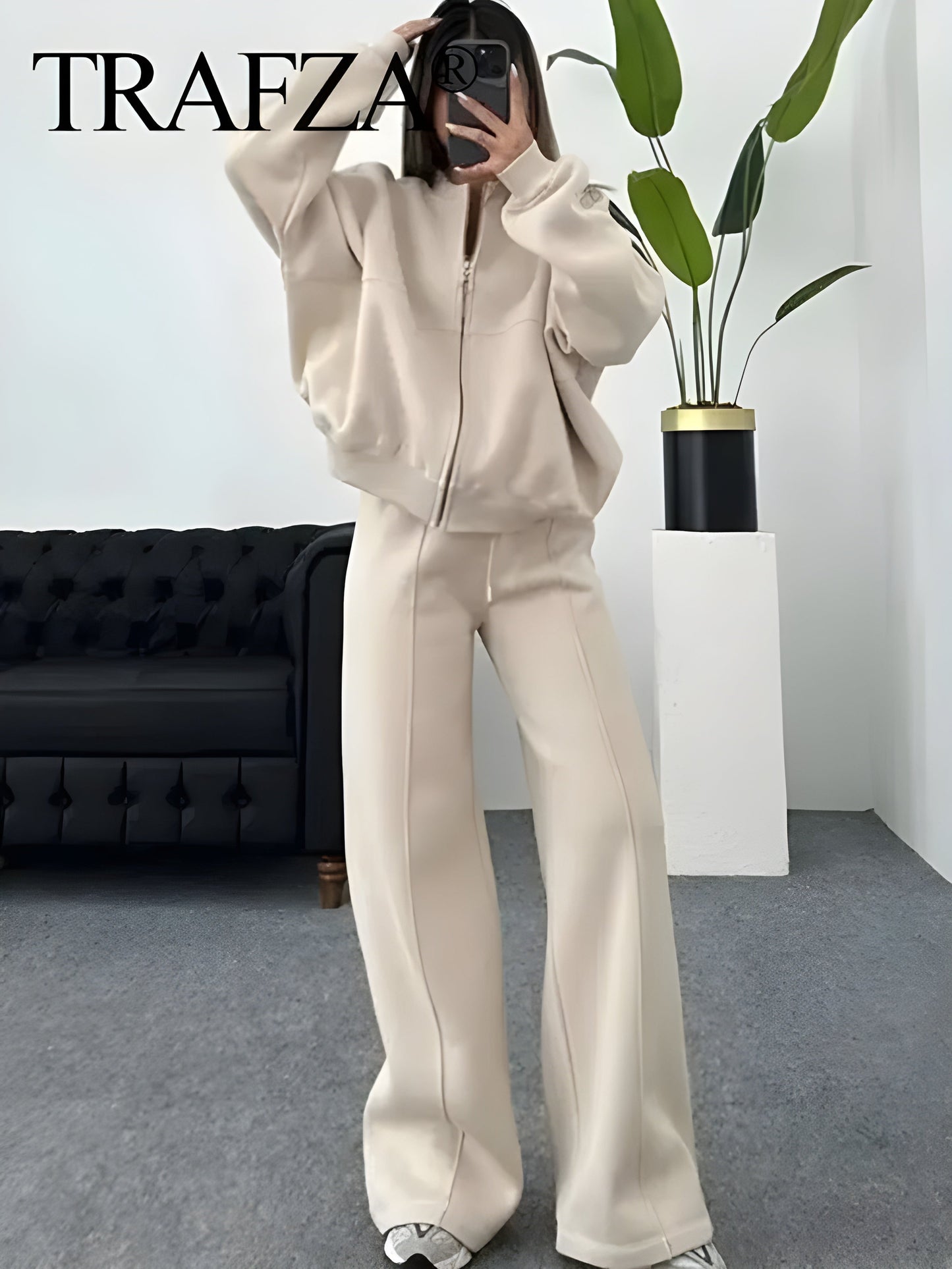 https://cdn.shopify.com/s/files/1/0972/8376/8659/files/suit_1.jpg?v=1758732087